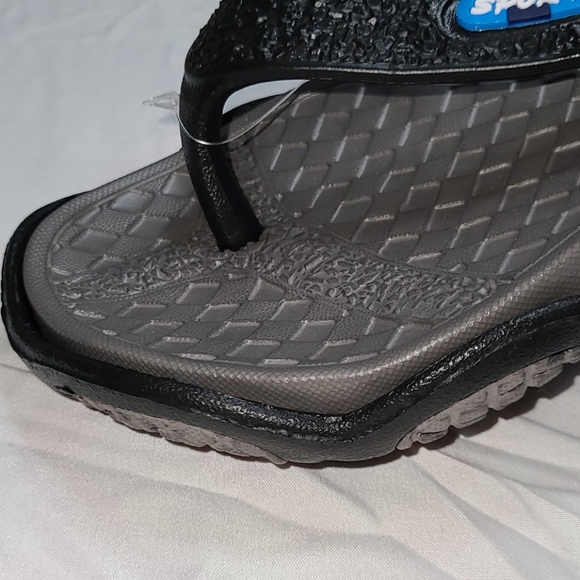 Flip-flops gray & black sandals - Picture 10 of 14